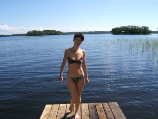 Карелия. Кижи. Перед купанием в Онежском озере (фото)